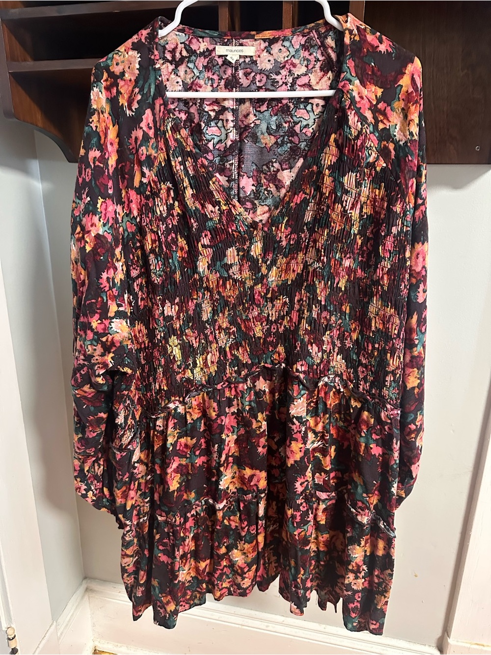 Floral Smocked V-Neck Women’s Blouse - fall vibes !!